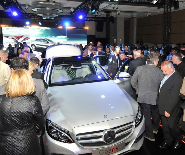 Mercedes'ten yepyeni 2 araba