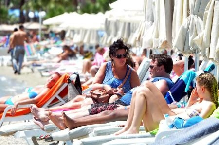 Bodrum plajları cıvıl cıvıl
