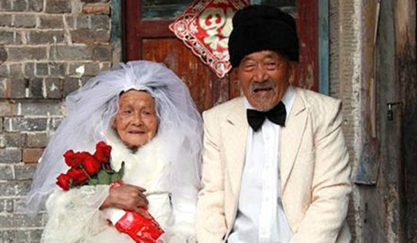 Aşka inanmıyorsanız onlara iyi bakın