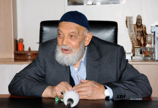 C.Başkanı Gül'ün babası hala çalışıyor
