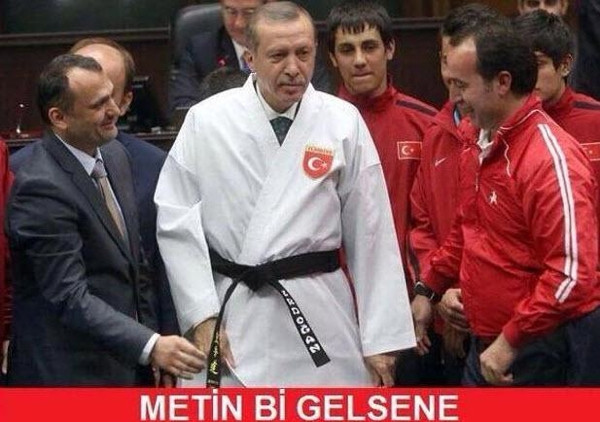 Feyzioğlu'na kızan Başbakan'ın tepkisini sosyal medya böyle gö