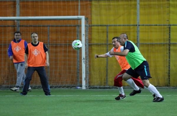 AK Partili milletvekilleri halı saha maçı yaptı