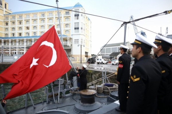 18 bin kilometre uzaklıktan annelere selam