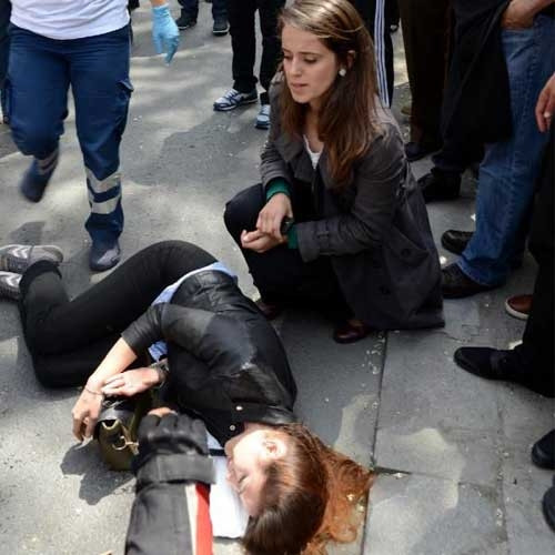 Taksim'de kaza, avukattan ilk yardım