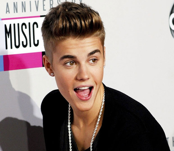 Justin Bieber'dan Türkiye'ye mesaj var