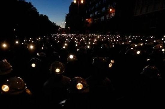 Enkaz altında bir ses bir nefes