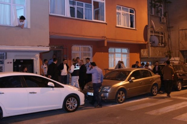 İstanbul'da kanlı gece: 4 ÖLÜ!