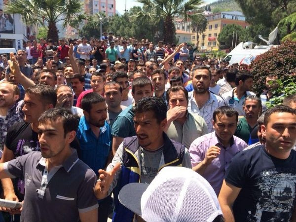 Soma'da peşpeşe istifalar !