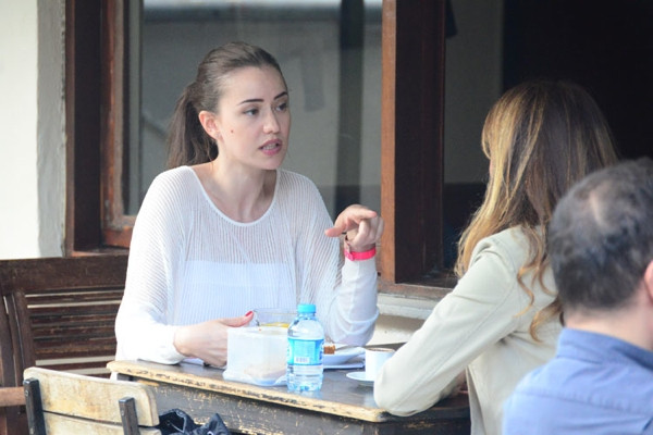 Fahriye Evcen esti gürledi