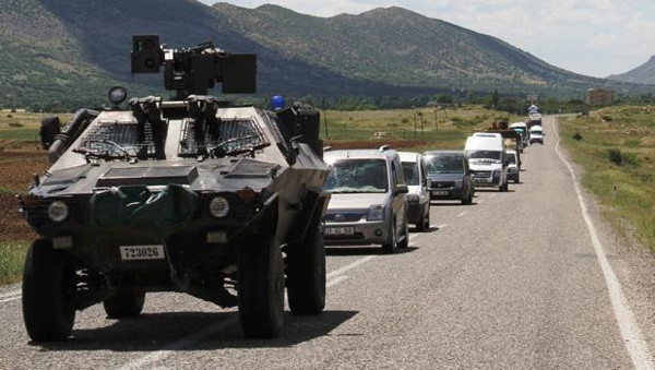 Diyarbakır-Bingöl yolu yeniden kapandı