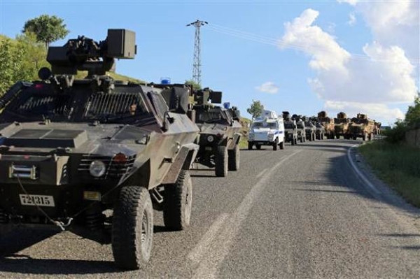 Diyarbakır-Bingöl yolu yeniden kapandı
