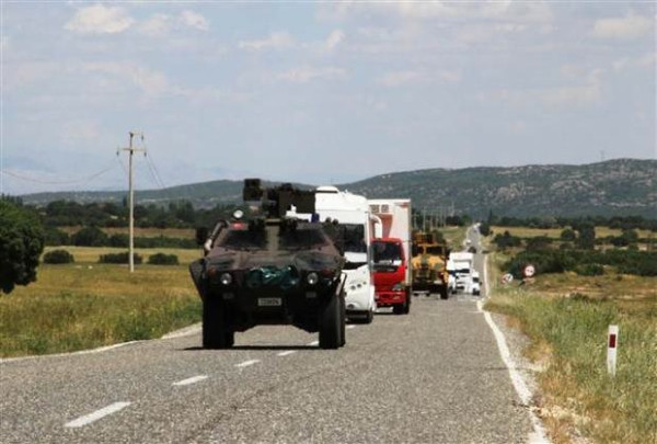 Diyarbakır-Bingöl yolu yeniden kapandı