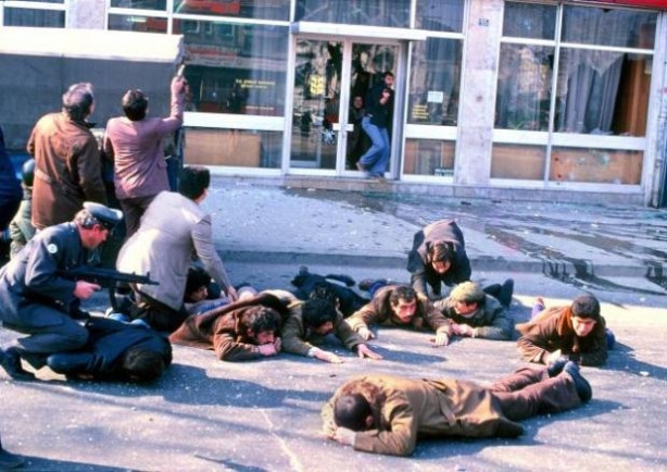 Fotoğraflarla 12 Eylül
