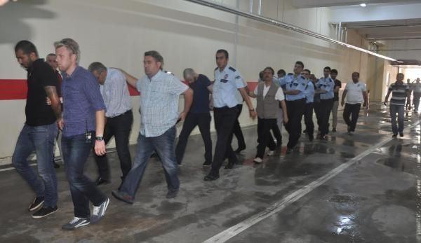 Polis her yerde O'nu arıyor