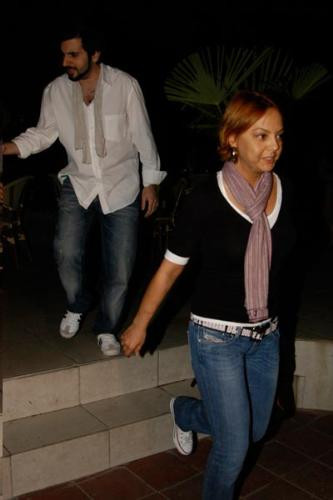 Ebru Gündeş nerede, Osmantan orada