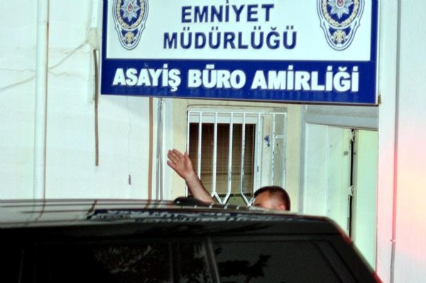 Rıza Sarraf'ın korumalarından dayak