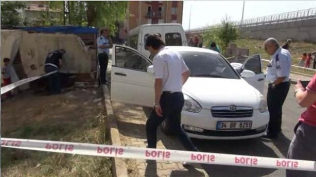Alışveriş merkezinde soygun ve cinayet