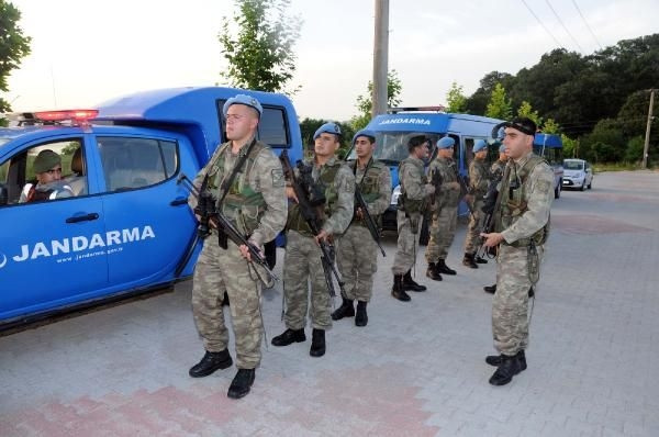 Hırsızlığı bıçak gibi kestiler