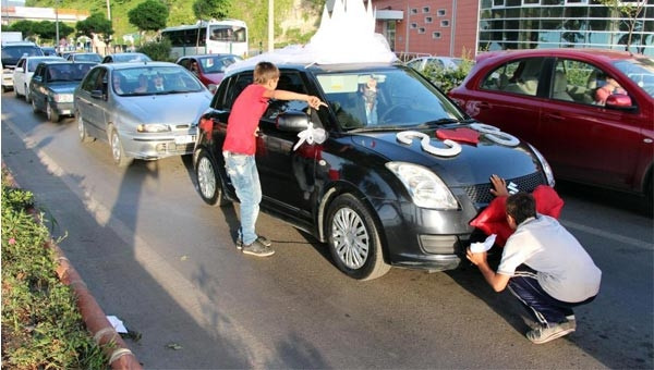 Bu kez para isteyen çocuklar dayak yedi