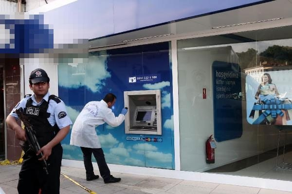 İstanbul'da 300 bin liralık banka soygunu
