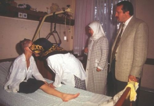 AK Parti'nin Cumhurbaşkanı adayı R.Tayyip Erdoğan'ın hayatı