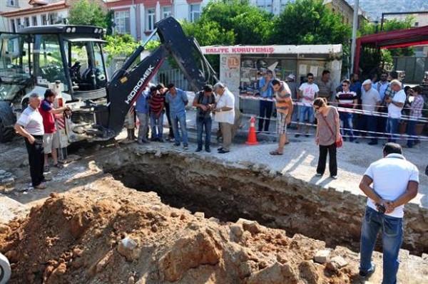 Milas'ta antik mezar bulundu