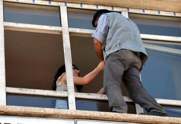 İntihar etmek isteyen genci böyle ikna etti