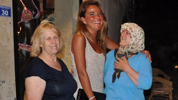 Mahallenin kızı