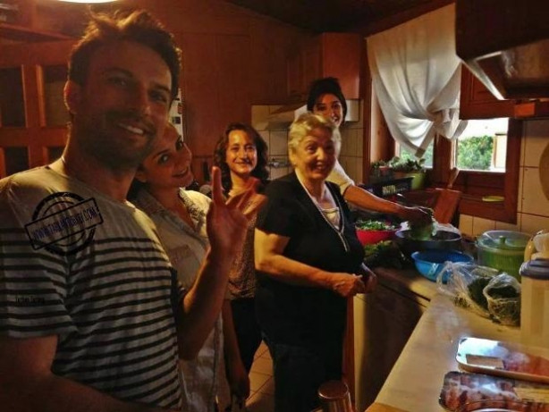 Tarkan aile ziyaretinde