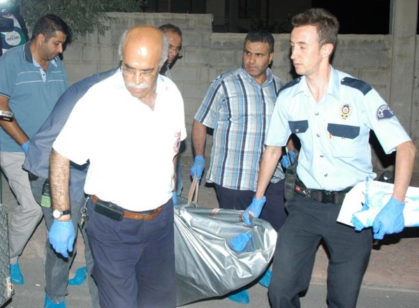 Kız kardeşinin sevgilisinin evinde öldürüldü