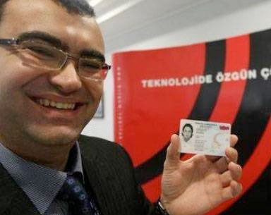 Yeni çipli kimliklerin ücreti belli oldu