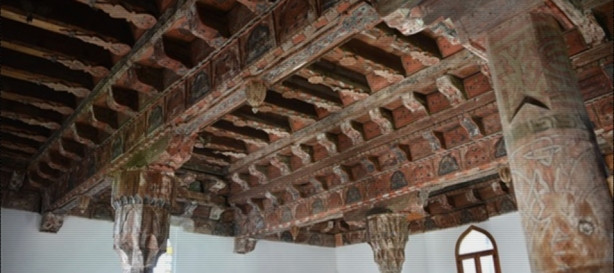 Ahşap hazine