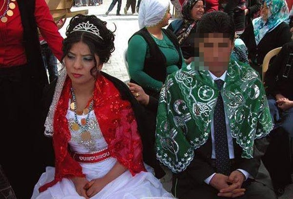 'Gülmek yasak ölmek kader'