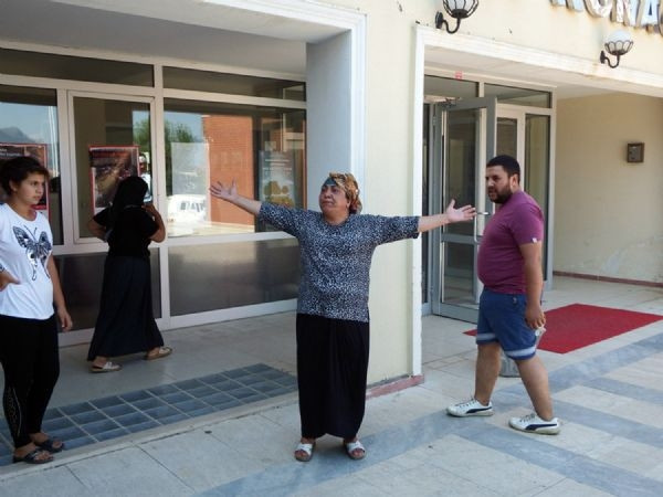 Romanlar'dan bonzai protestosu