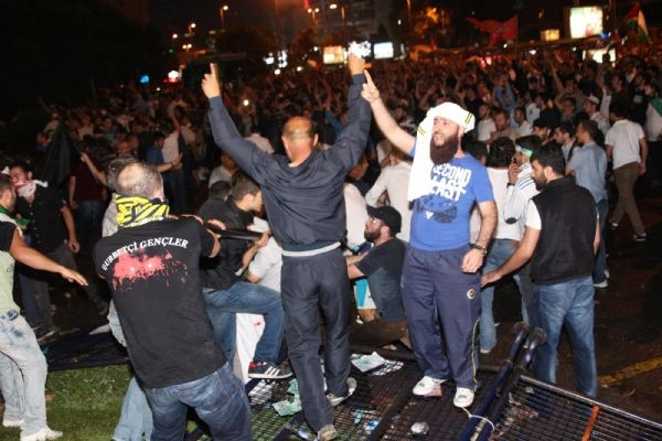 İsrail protestosuna müdahale!