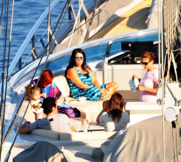 Sarraf ve Gündeş'in tatil keyfi