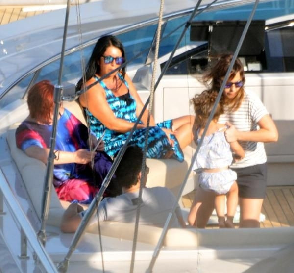 Sarraf ve Gündeş'in tatil keyfi