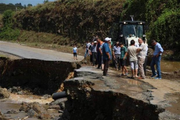 Samsun'da korkutan sel