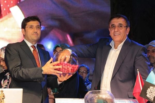 Soma'da kura çekiminde yemek krizi