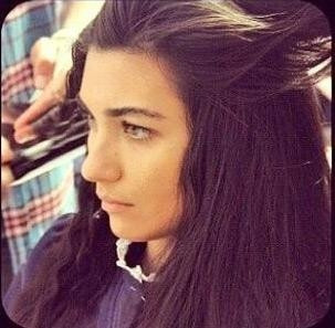 Tuba Büyüküstün 1940'lara döndü