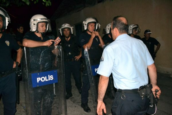 Cinsel taciz mahalleyi ayağa kaldırdı