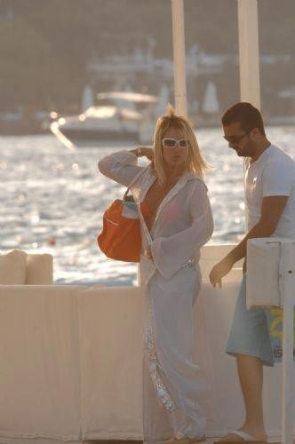 Seda Sayan ve Onur Şan Bodrum tatilinde