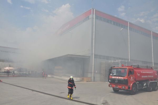 Lojistik firmasında yangın
