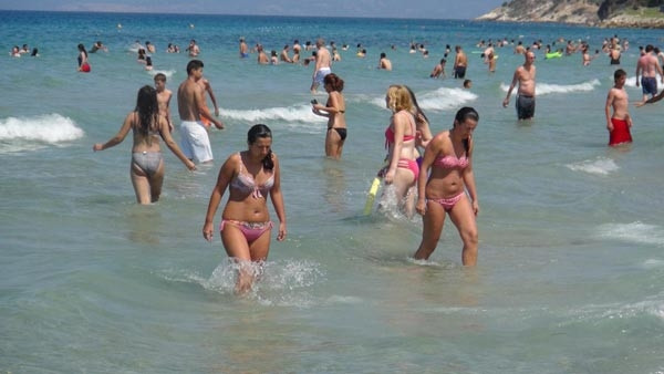 Plajlar onlara kaldı
