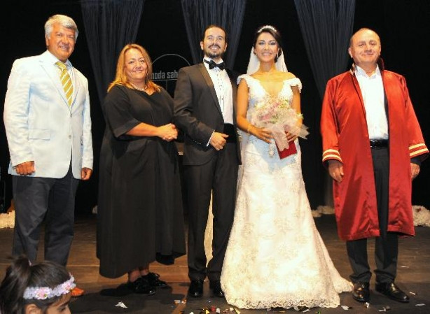 Taies Farzan Hakan Sezgin evlendi