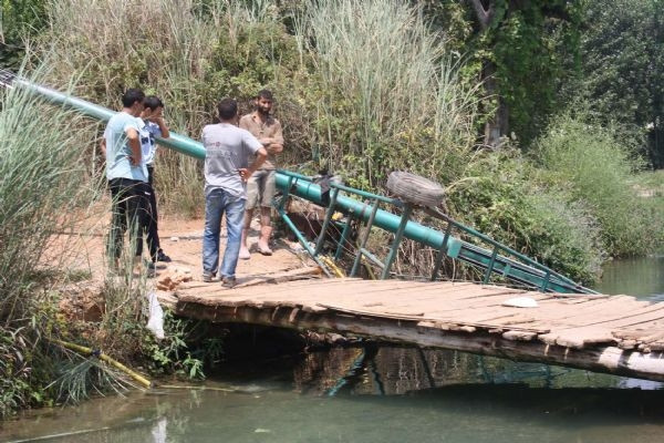 Sulama kanalında dehşet anları