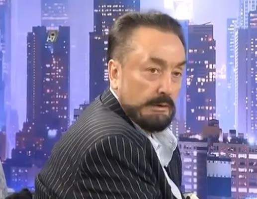 "Benim bikinili talebem de..."