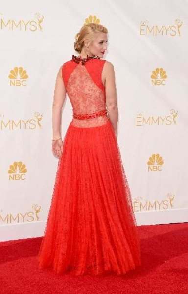 66. Emmy Ödülleri töreninde şıklık yarışı