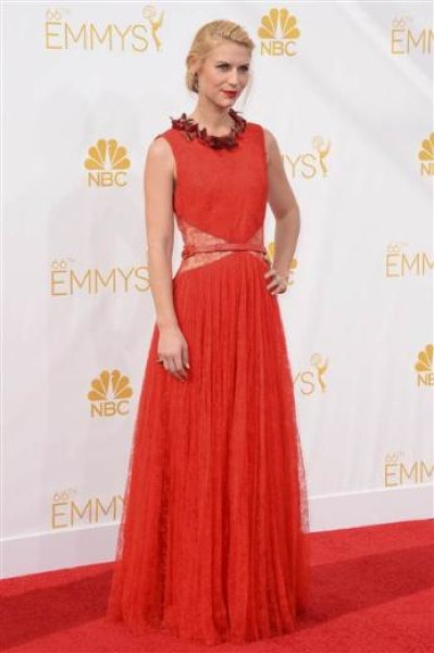 66. Emmy Ödülleri töreninde şıklık yarışı