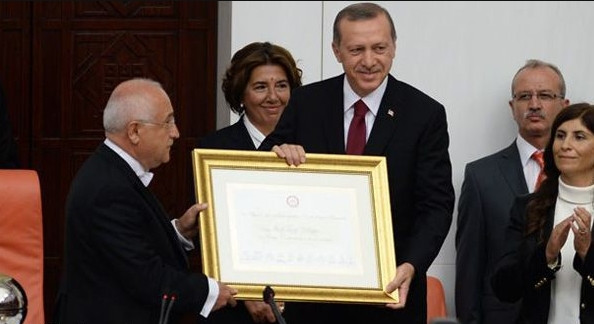 İki yemin töreni arasında ki büyük fark